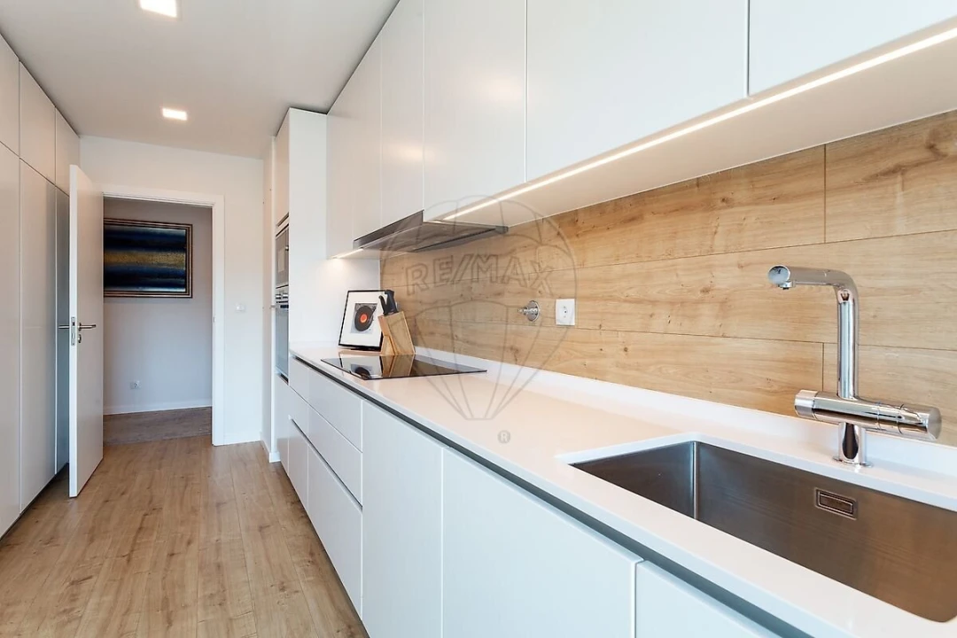 Apartamento T2 para Venda em Lumiar Foto 18