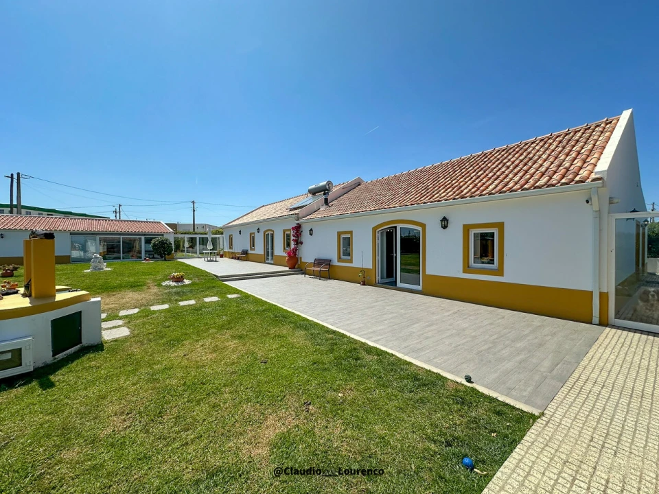 Moradia T5 para Venda em Ericeira Foto 1