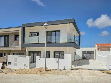 Moradia T3 para Venda em Ericeira