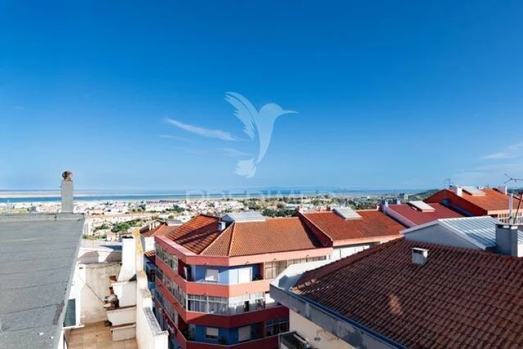 Apartamento T2 para Venda em Alverca do Ribatejo e Sobralinho Foto 24
