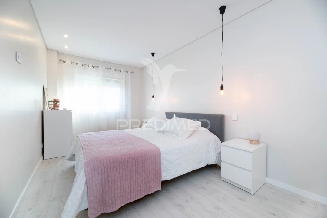 Apartamento T2 para Venda em Alverca do Ribatejo e Sobralinho Foto 16