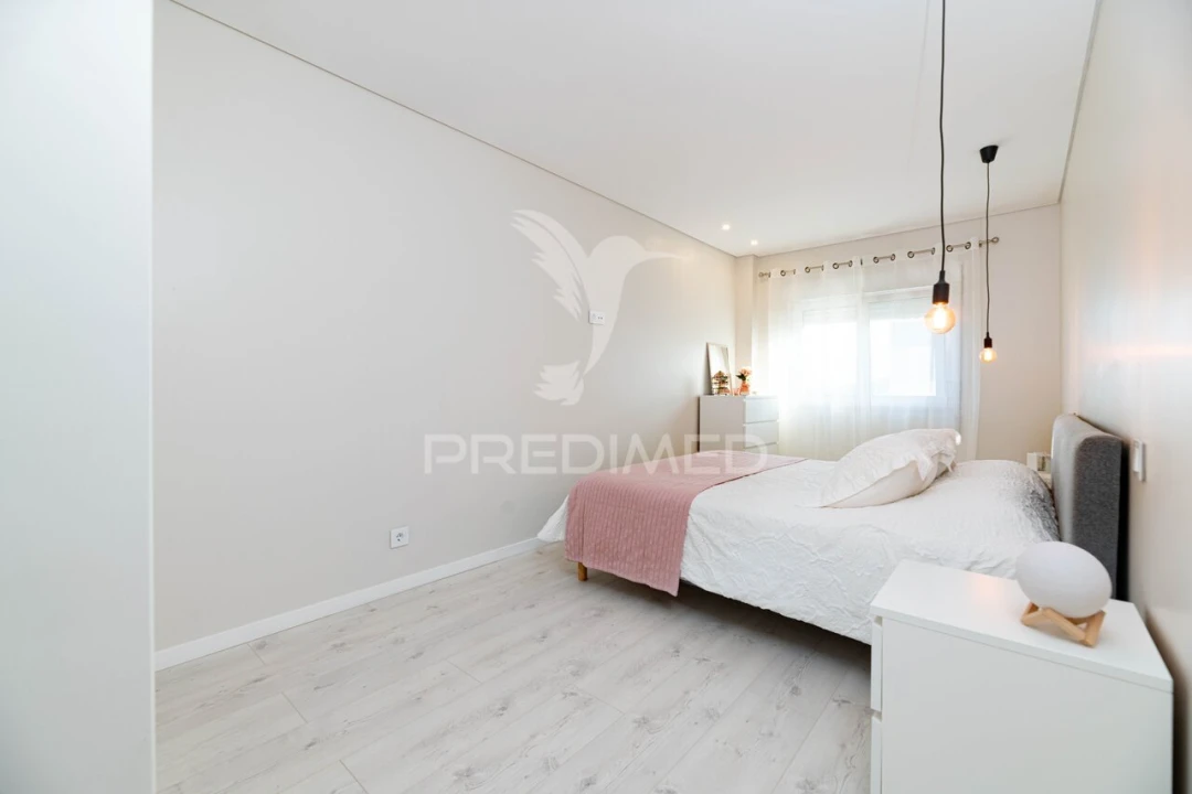 Apartamento T2 para Venda em Alverca do Ribatejo e Sobralinho Foto 14