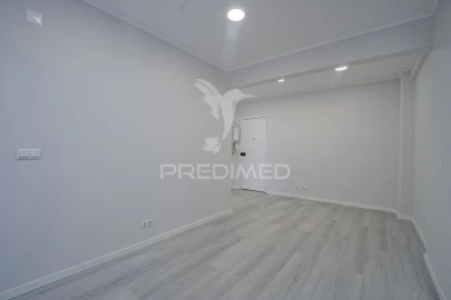 Apartamento T1 para Venda em Venteira