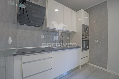 Apartamento T1 para Venda em Venteira