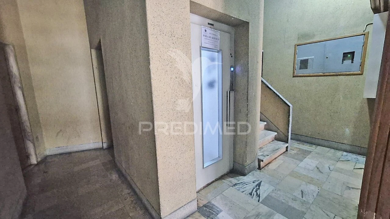 Apartamento T1 para Venda em Venteira Foto 13