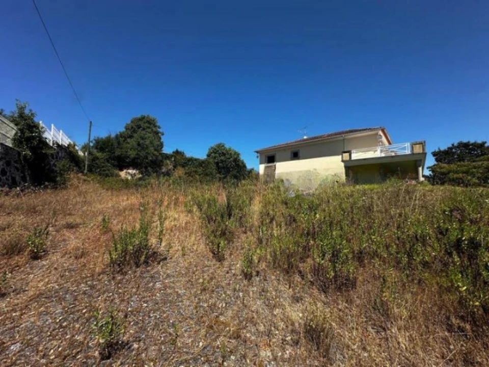 Moradia T4 para Venda em Ovoa e Vimieiro Foto 1
