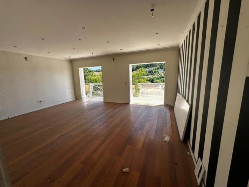 Moradia T4 para Venda em Ovoa e Vimieiro Foto 2
