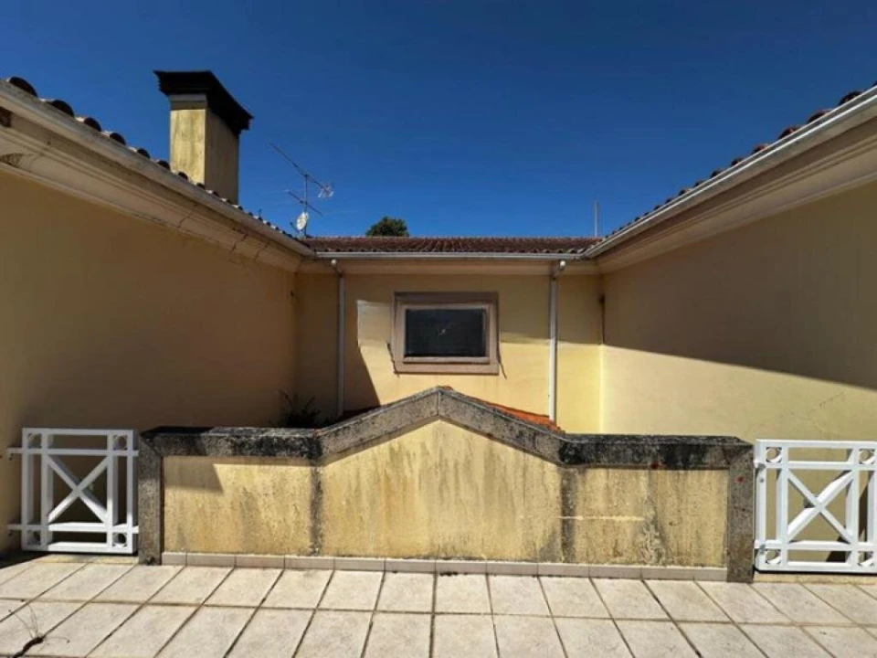 Moradia T4 para Venda em Ovoa e Vimieiro Foto 4