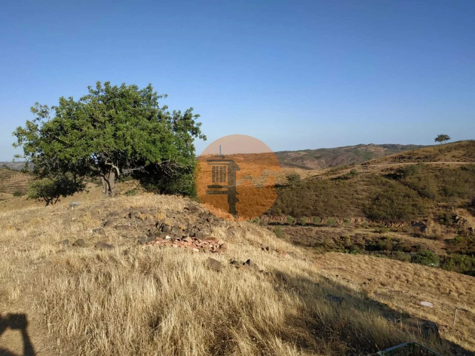 Terreno para Venda em Odeleite Foto 6