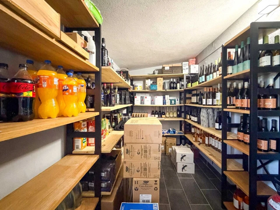 Loja para Venda em Lagoa e Carvoeiro Foto 14