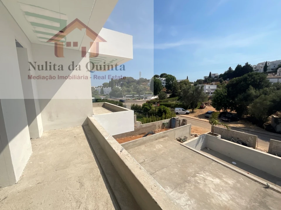 Moradia T3 para Venda em Albufeira e Olhos de Água Foto 42