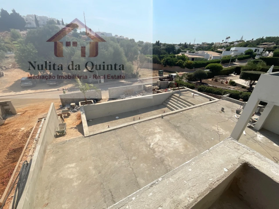 Moradia T3 para Venda em Albufeira e Olhos de Água Foto 44