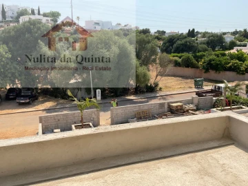 Moradia T3 para Venda em Albufeira e Olhos de Água