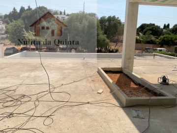 Moradia T3 para Venda em Albufeira e Olhos de Água