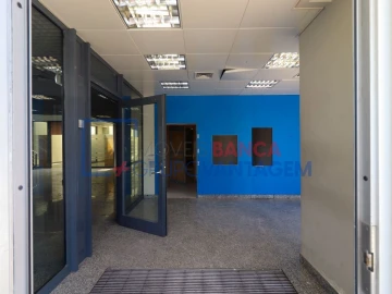 Loja para Venda em Malveira e São Miguel de Alcainça