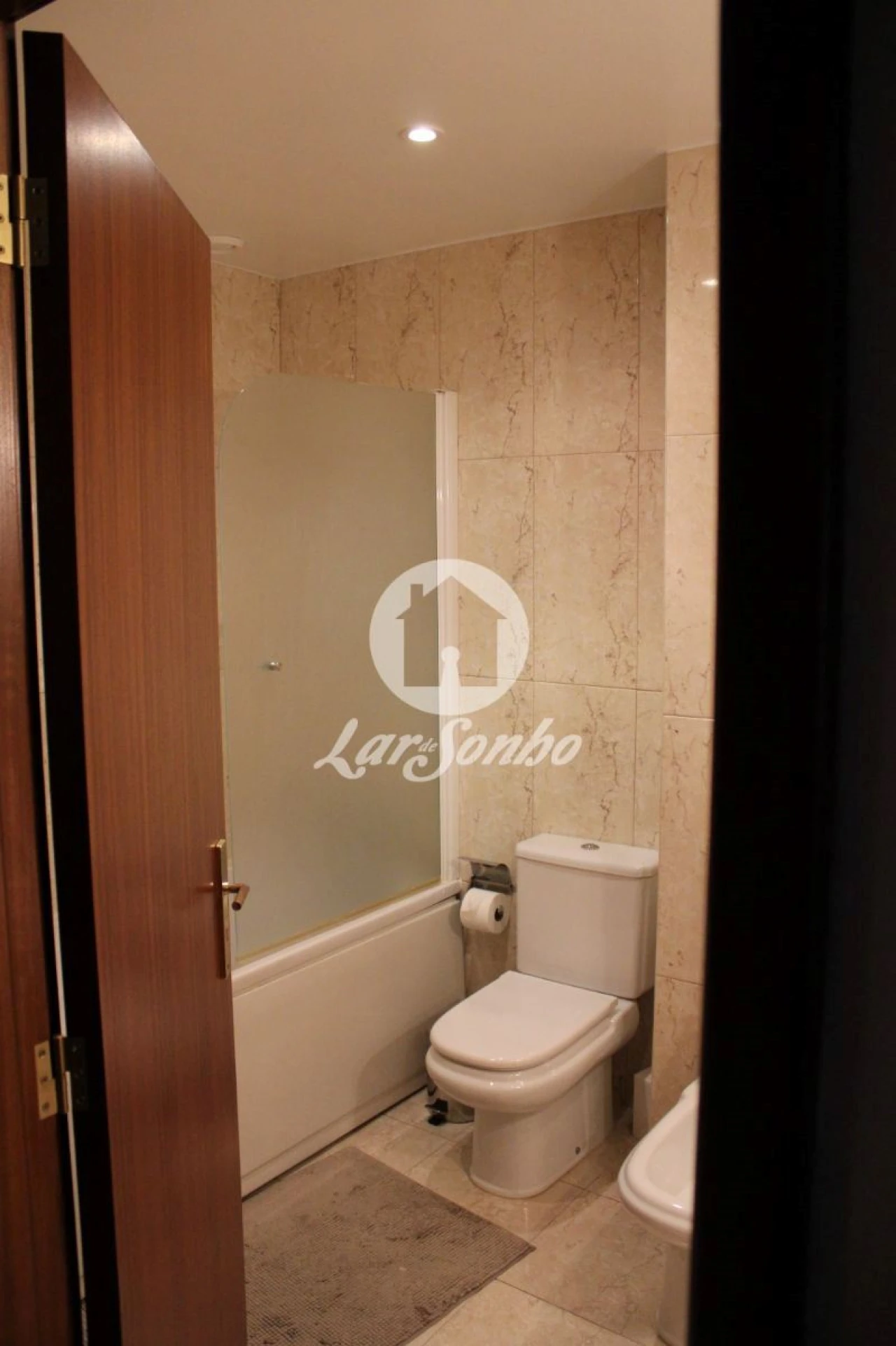 Apartamento T2 para Arrendamento em Canidelo Foto 16