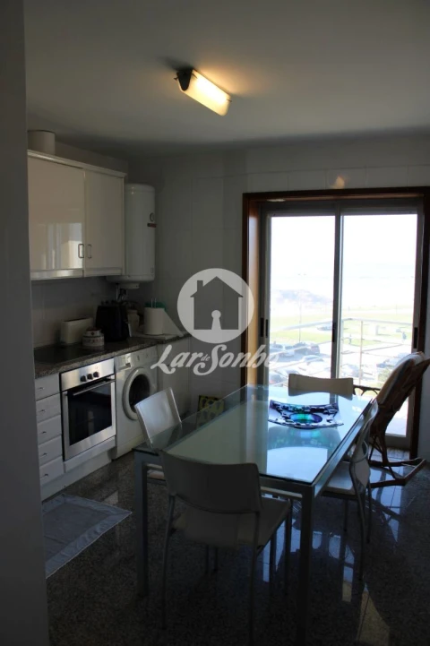 Apartamento T2 para Arrendamento em Canidelo