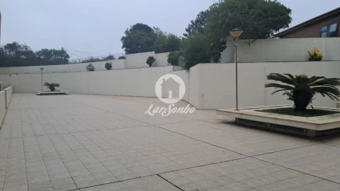 Apartamento T2 para Arrendamento em Canidelo