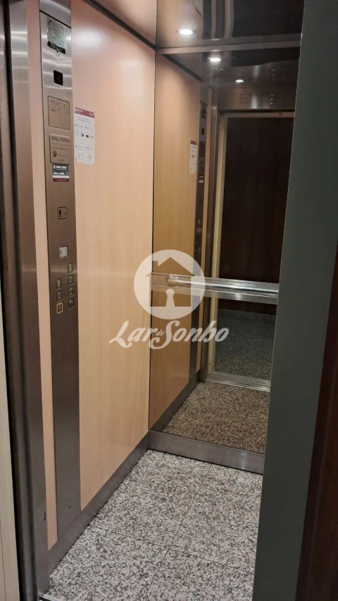 Apartamento T2 para Arrendamento em Canidelo