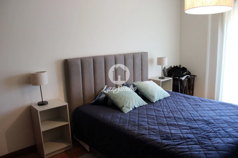 Apartamento T2 para Arrendamento em Canidelo Foto 2