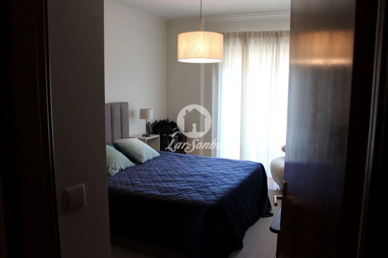 Apartamento T2 para Arrendamento em Canidelo Foto 6