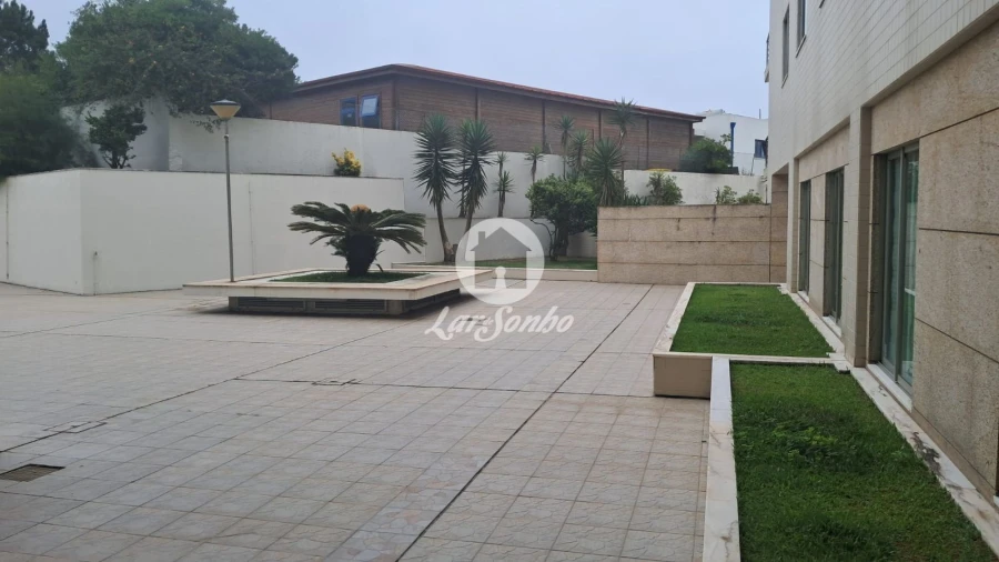 Apartamento T2 para Arrendamento em Canidelo Foto 25