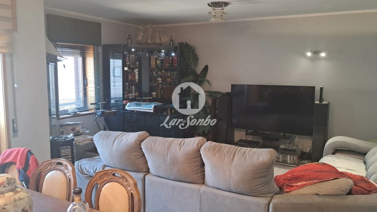 Apartamento T3 para Venda em Rio Tinto Foto 5