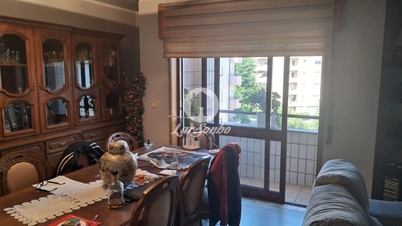 Apartamento T3 para Venda em Rio Tinto Foto 2