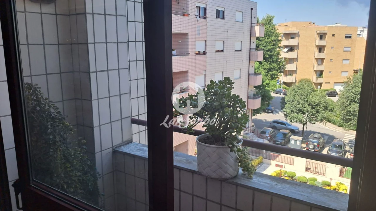 Apartamento T3 para Venda em Rio Tinto Foto 10