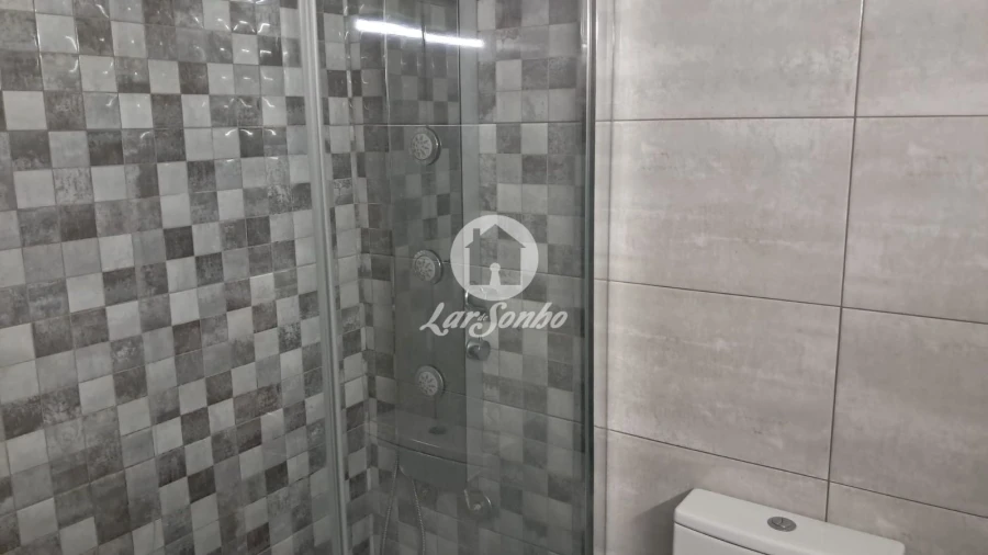 Apartamento T3 para Venda em Rio Tinto Foto 24