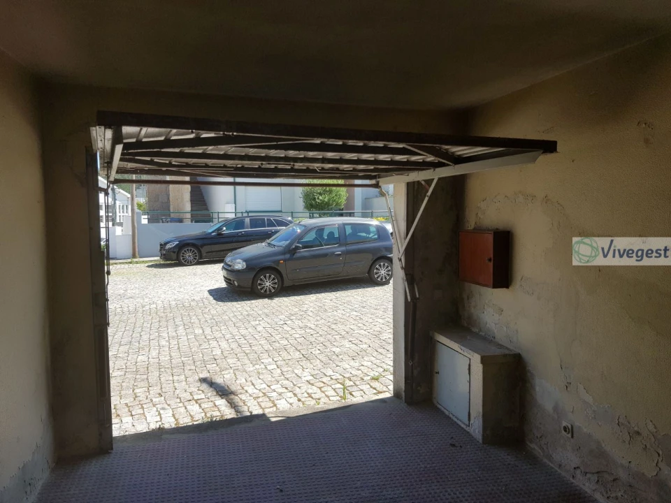 Negócio para Arrendamento em Nogueira e Silva Escura Foto 4