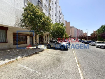 Apartamento T2 para Venda em Rio de Mouro