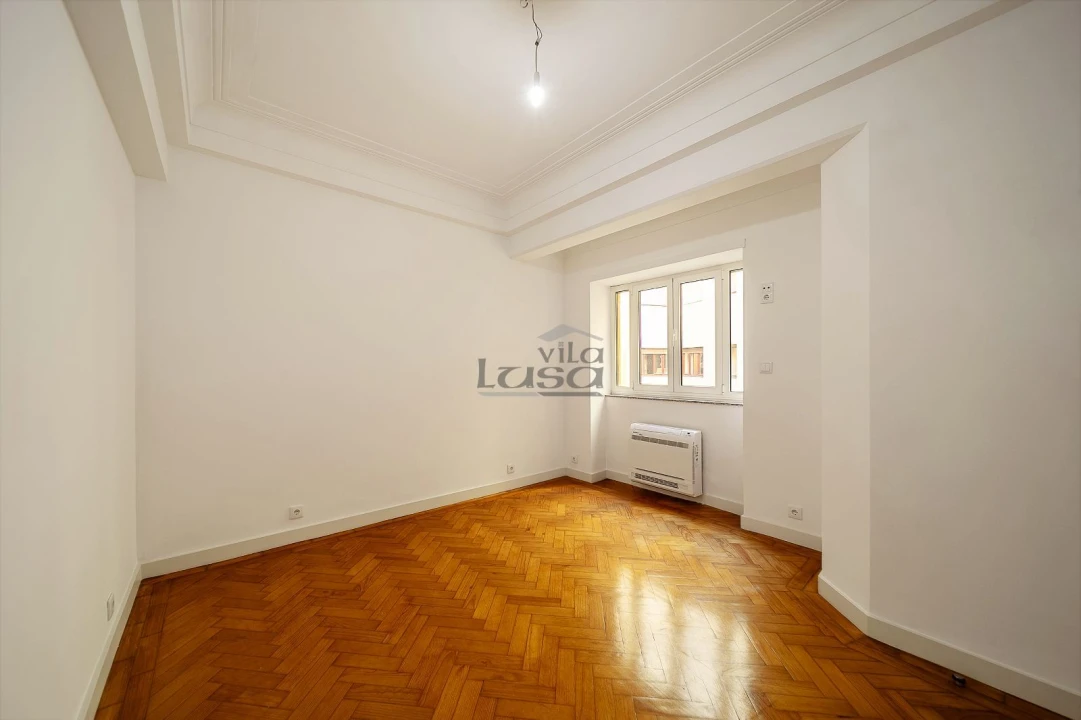 Apartamento T3 para Venda em Cedofeita, Santo Ildefonso, Sé, Miragaia, São Nicolau e Vitória Foto 12