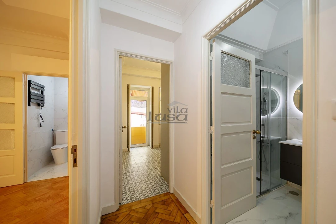 Apartamento T3 para Venda em Cedofeita, Santo Ildefonso, Sé, Miragaia, São Nicolau e Vitória Foto 17