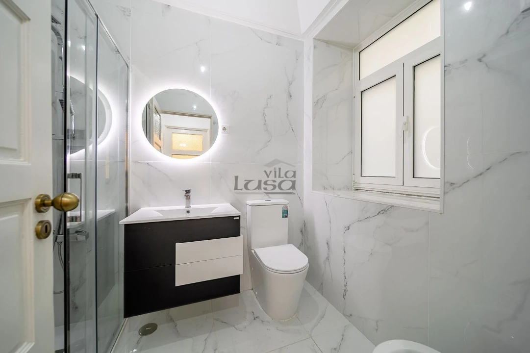 Apartamento T3 para Venda em Cedofeita, Santo Ildefonso, Sé, Miragaia, São Nicolau e Vitória Foto 18