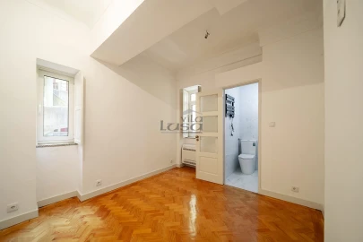 Apartamento T3 para Venda em Cedofeita, Santo Ildefonso, Sé, Miragaia, São Nicolau e Vitória