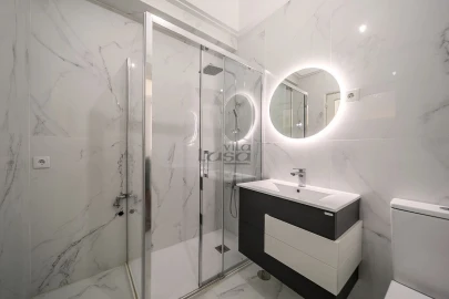 Apartamento T3 para Venda em Cedofeita, Santo Ildefonso, Sé, Miragaia, São Nicolau e Vitória