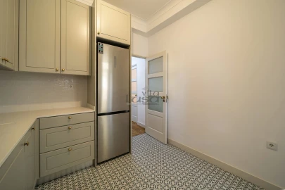 Apartamento T3 para Venda em Cedofeita, Santo Ildefonso, Sé, Miragaia, São Nicolau e Vitória