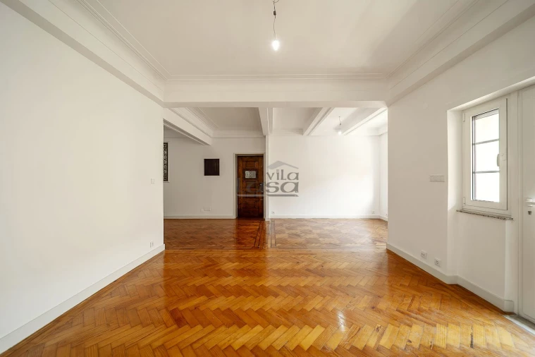 Apartamento T3 para Venda em Cedofeita, Santo Ildefonso, Sé, Miragaia, São Nicolau e Vitória Foto 6