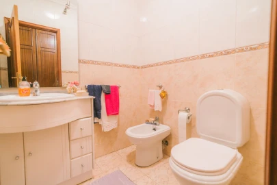 Apartamento T3 para Venda em Nogueira e Silva Escura