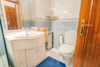 Apartamento T3 para Venda em Nogueira e Silva Escura
