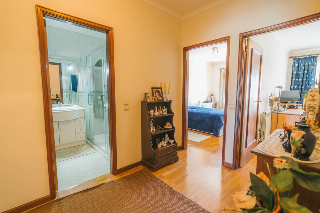 Apartamento T3 para Venda em Nogueira e Silva Escura Foto 9