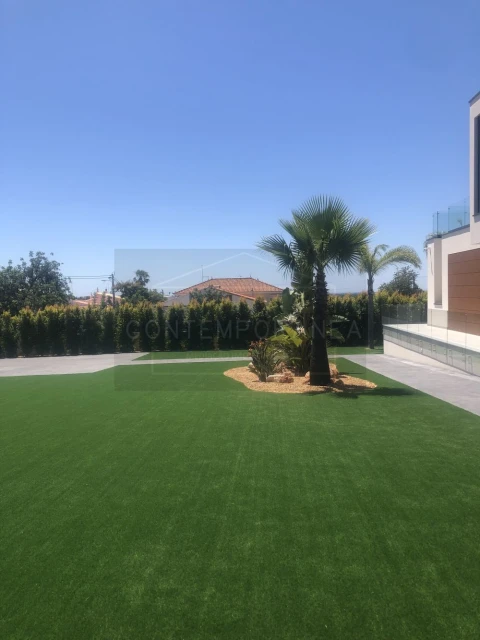 Moradia T5 para Venda em Almancil