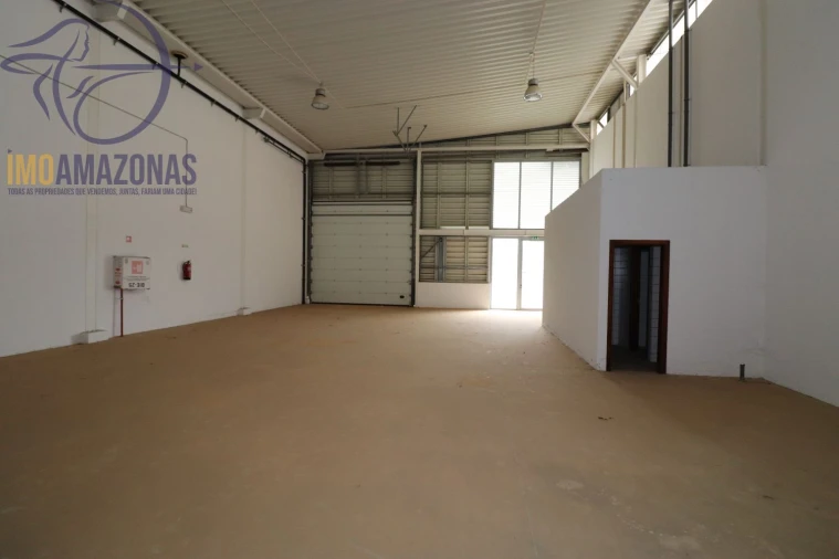 Loja para Arrendamento em Algoz e Tunes Foto 3
