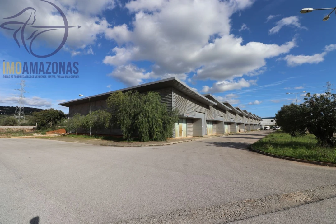 Loja para Arrendamento em Algoz e Tunes Foto 2