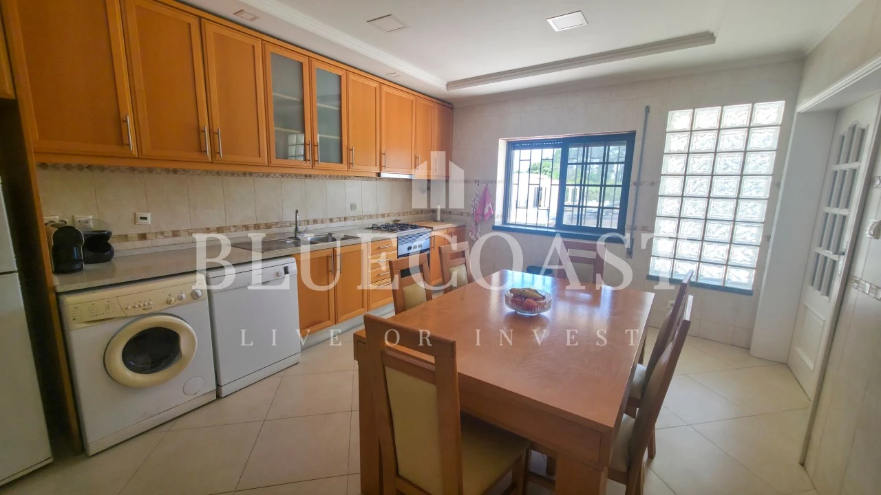 Moradia T4 para Venda em Quinta do Conde Foto 12