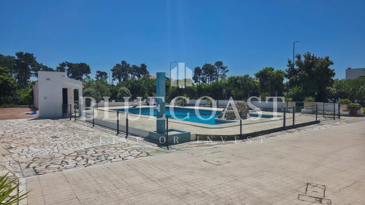 Moradia T4 para Venda em Quinta do Conde Foto 32