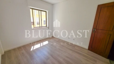 Apartamento T2 para Venda em União das Freguesias de Setúbal