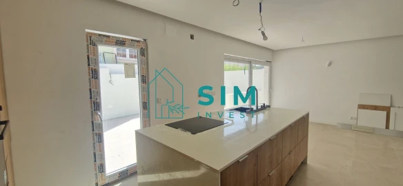 Moradia T3 para Venda em Santa Maria, São Pedro e Matacães