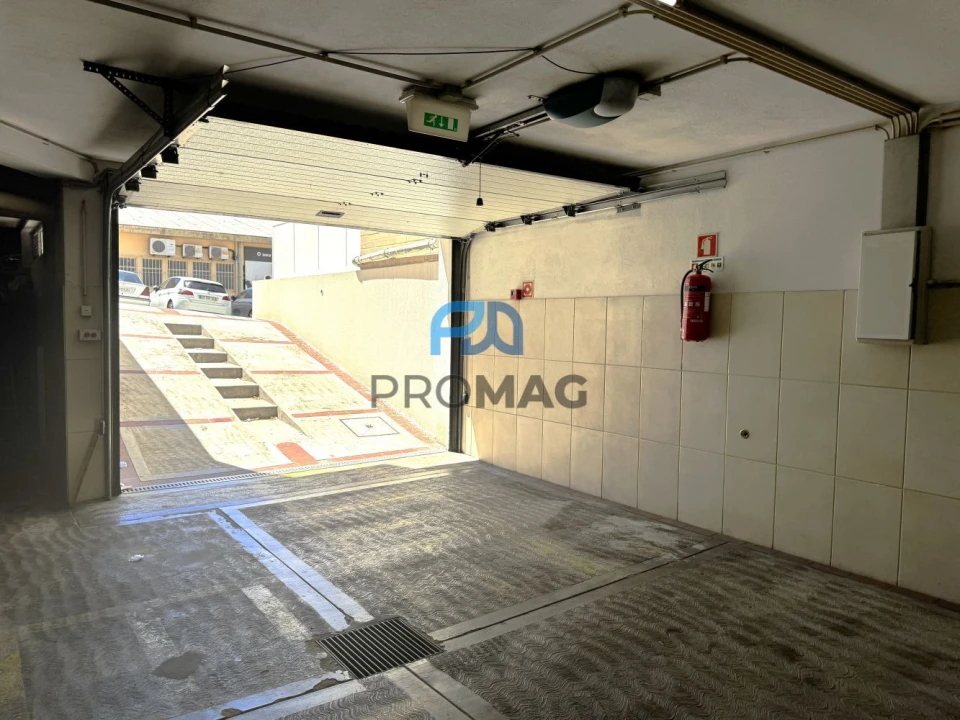 Apartamento T3 para Venda em Milheiros Foto 42